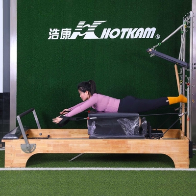 Máquina agazapada profunda cargada del reformador de Pilates del equipo del ejercicio de 200kg Pilates